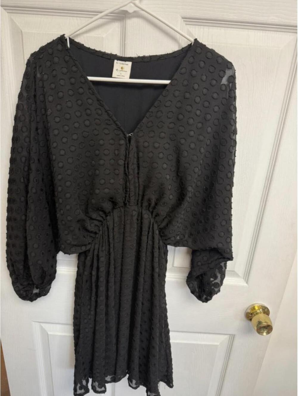 By Together Women’s Textured V-Neck Mini Dress Size Small Black